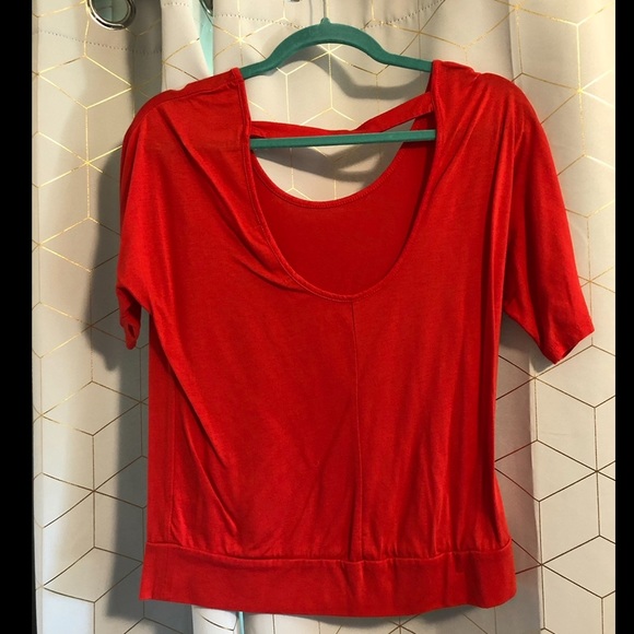Red/orange short sleeved top with back cutout. - Picture 2 of 4